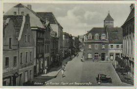 Marktplatz mit Blick auf Sparkasse